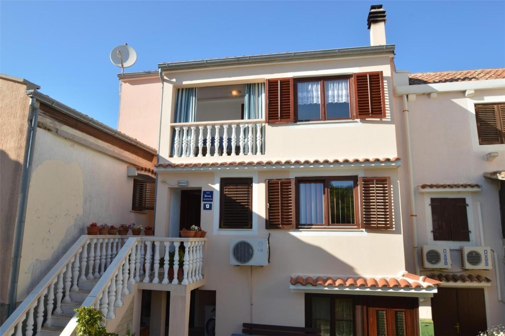 Apartment Jasmina مالي لوشينغْ المظهر الخارجي الصورة